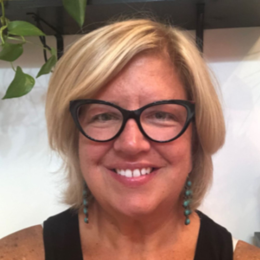 Meet your Posher, Becky